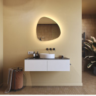 64x64 cm Unregelmäßiger Spiegel mit Beleuchtung, 64x64cm, Zweifarbig, Berührungsschalter, Heizmatte