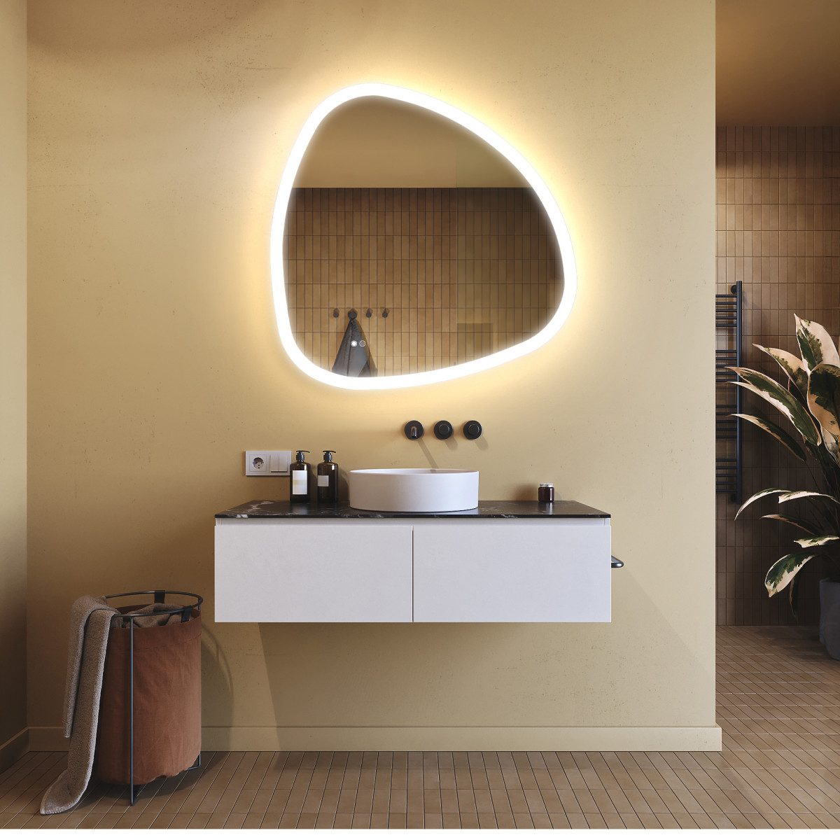 94x94 cm Unregelmäßiger Spiegel mit Beleuchtung, 94x94cm, Zweifarbig, Touch-Schalter, Heizmatte