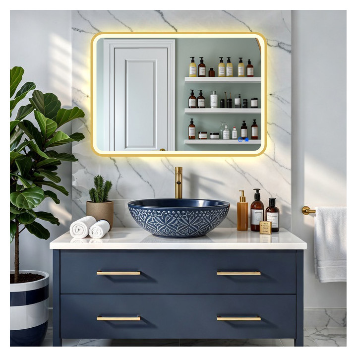 Abgerundeter LED-Spiegel – 120x70/70x120 cm in goldenem Aluminiumrahmen