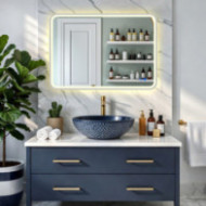 Abgerundeter Spiegel mit LED-Beleuchtung – 120 x 70/70 x 120 cm in silbernem Aluminiumrahmen